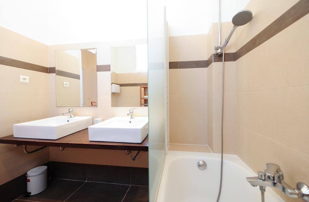 Appartamento La Terrasse Zen Five Stars Holiday House ニース エクステリア 写真